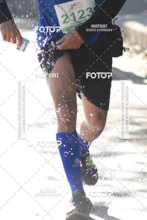 Buy your photos of the eventMeia Maratona de Divin�polis on Fotop