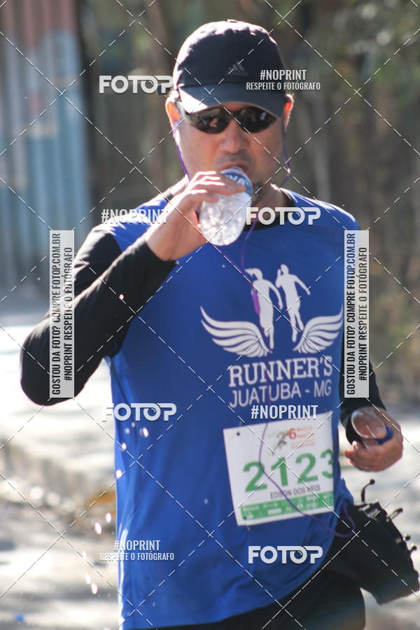 Buy your photos of the eventMeia Maratona de Divin�polis on Fotop