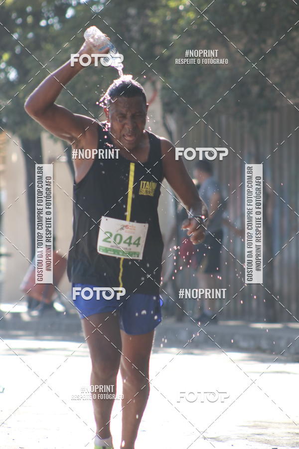 Buy your photos of the eventMeia Maratona de Divin�polis on Fotop