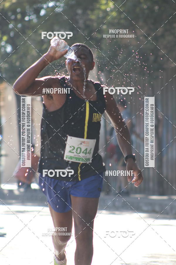 Buy your photos of the eventMeia Maratona de Divin�polis on Fotop