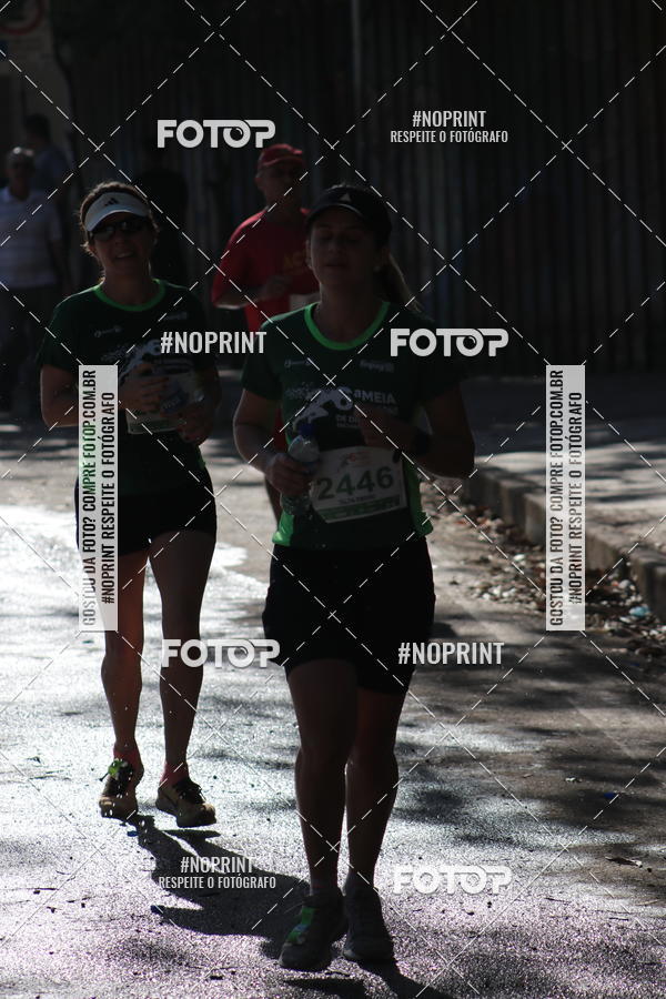 Buy your photos of the eventMeia Maratona de Divin�polis on Fotop