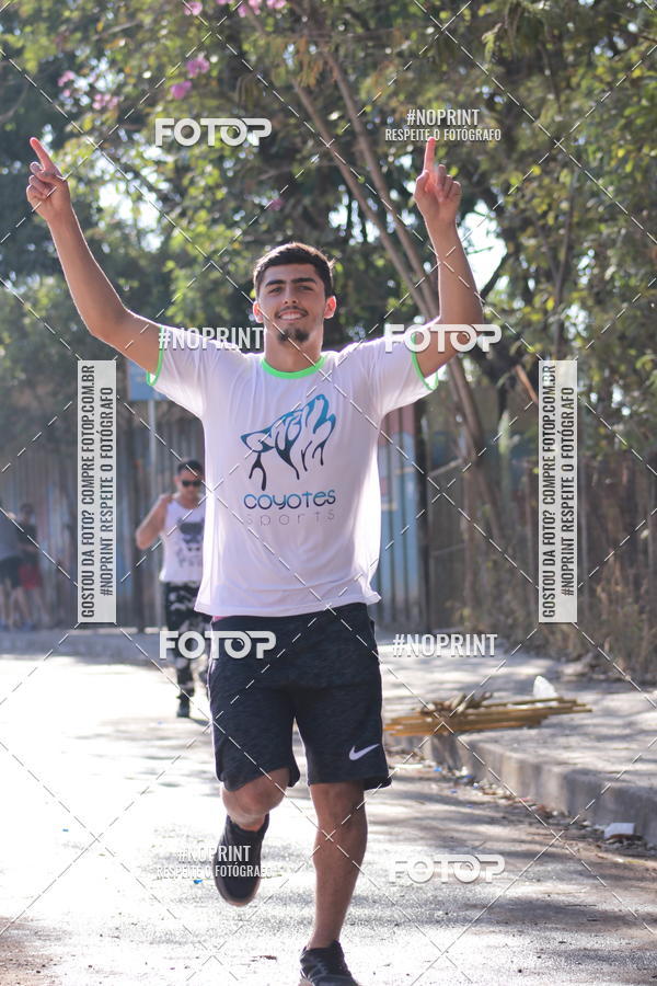 Buy your photos of the eventMeia Maratona de Divin�polis on Fotop