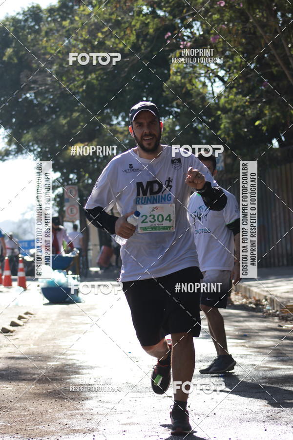 Buy your photos of the eventMeia Maratona de Divin�polis on Fotop