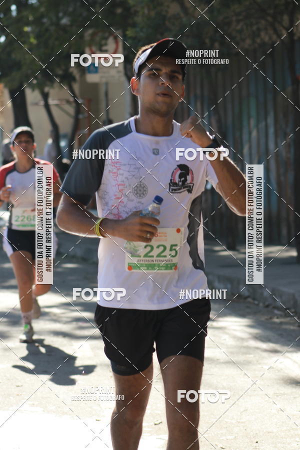 Buy your photos of the eventMeia Maratona de Divin�polis on Fotop