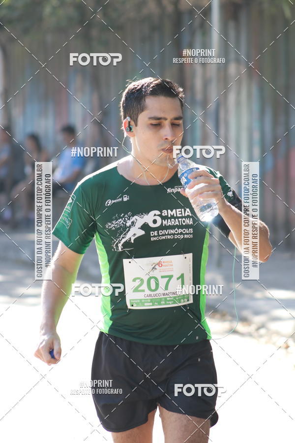 Buy your photos of the eventMeia Maratona de Divin�polis on Fotop