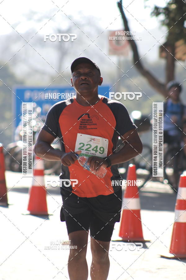 Buy your photos of the eventMeia Maratona de Divin�polis on Fotop