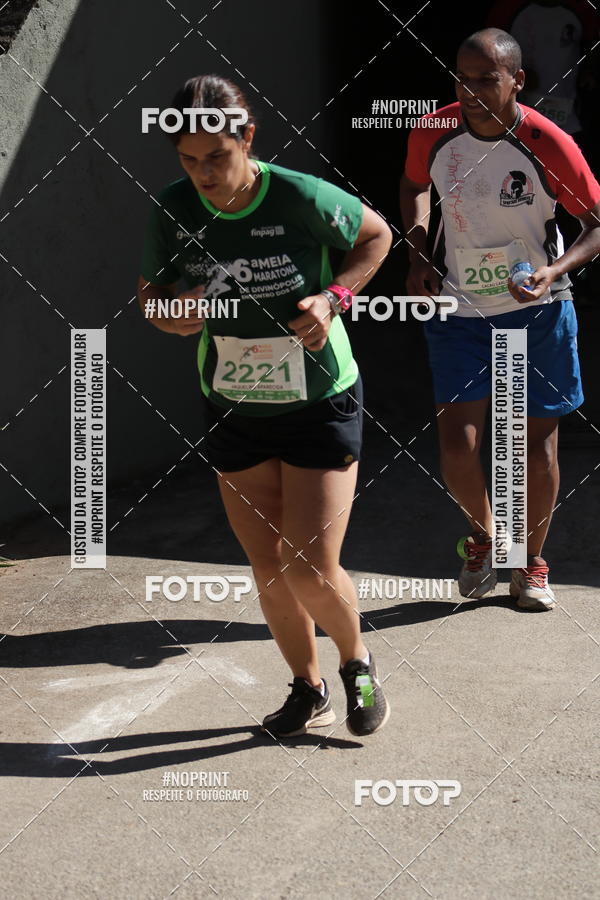 Buy your photos of the eventMeia Maratona de Divin�polis on Fotop