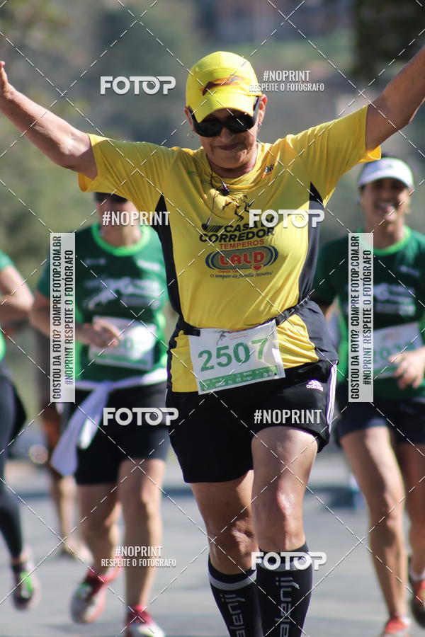 Buy your photos of the eventMeia Maratona de Divin�polis on Fotop