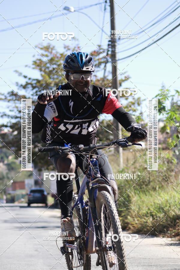 Buy your photos of the eventMeia Maratona de Divin�polis on Fotop