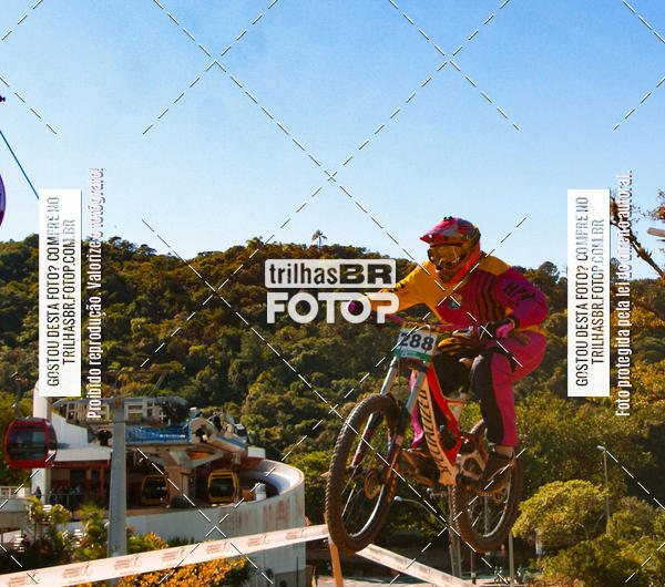 Buy your photos of the eventTaa Brasil de Downhill on Fotop