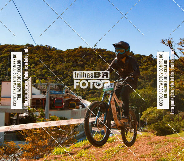 Buy your photos of the eventTaa Brasil de Downhill on Fotop
