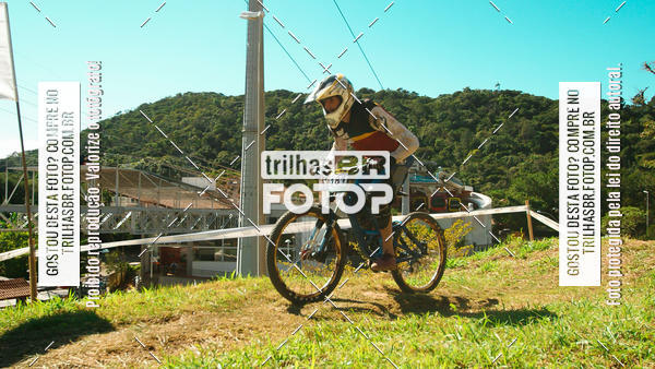 Buy your photos of the eventTaa Brasil de Downhill on Fotop