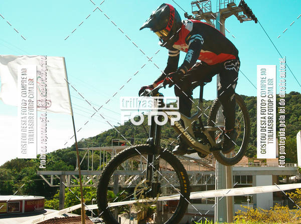 Buy your photos of the eventTaa Brasil de Downhill on Fotop
