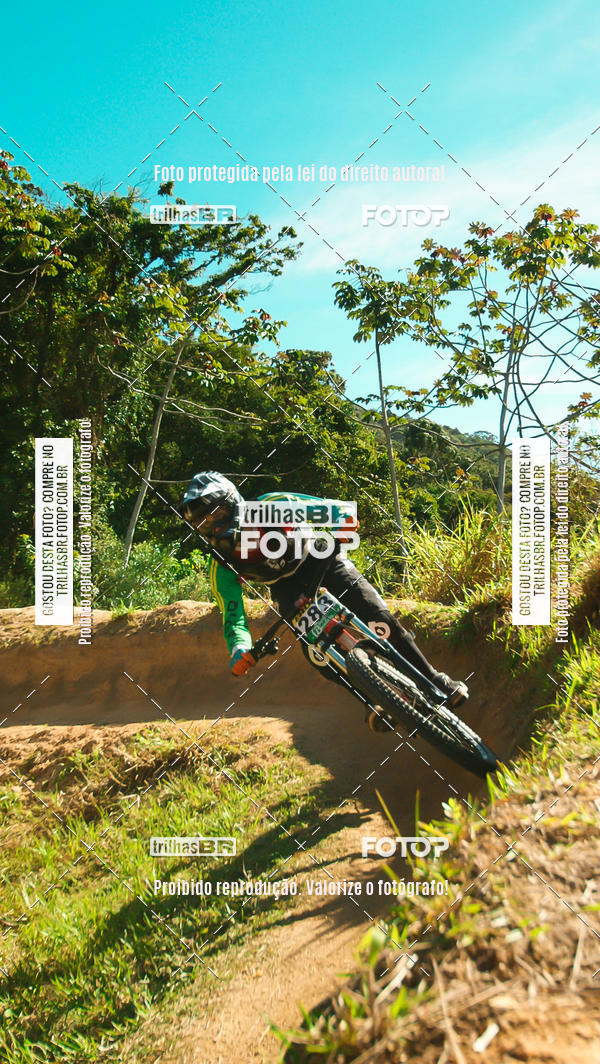 Buy your photos of the eventTaa Brasil de Downhill on Fotop