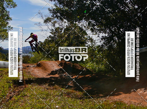 Buy your photos of the eventTaa Brasil de Downhill on Fotop
