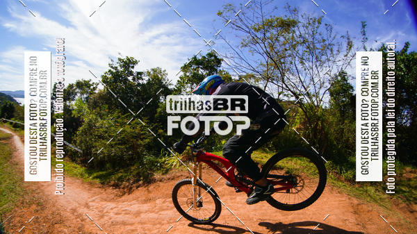 Buy your photos of the eventTaa Brasil de Downhill on Fotop