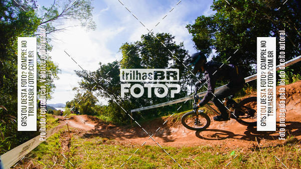 Buy your photos of the eventTaa Brasil de Downhill on Fotop