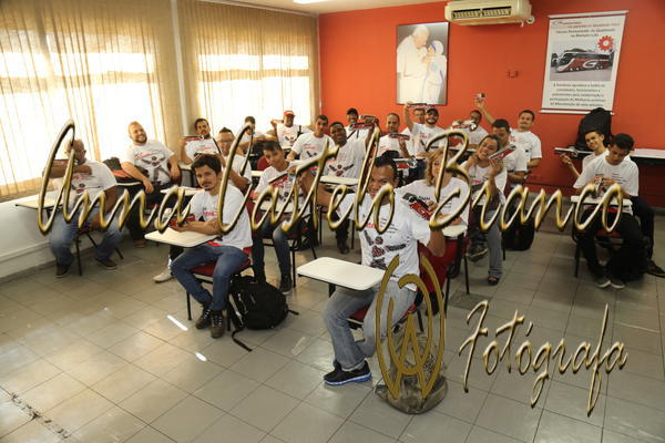 Buy your photos of the eventGardnia - Encontro com Buslogos on Fotop