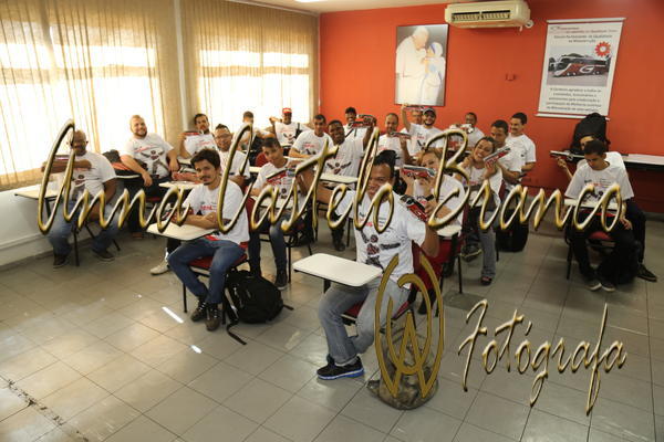 Buy your photos of the eventGardnia - Encontro com Buslogos on Fotop