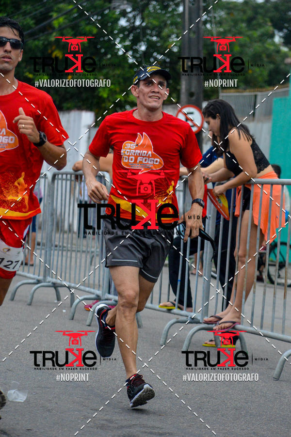 Buy your photos of the eventCorrida do Fogo on Fotop