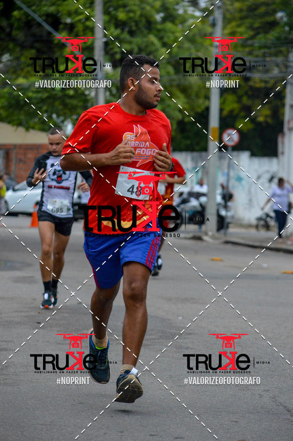 Buy your photos of the eventCorrida do Fogo on Fotop