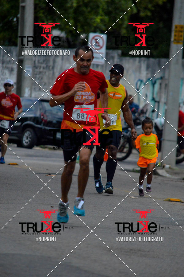 Buy your photos of the eventCorrida do Fogo on Fotop