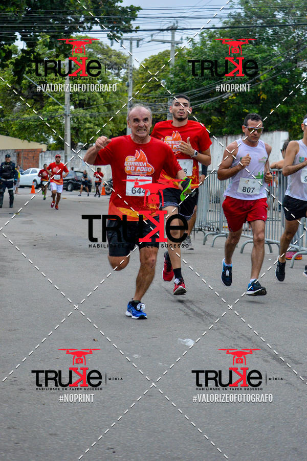 Buy your photos of the eventCorrida do Fogo on Fotop