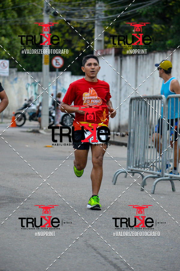 Buy your photos of the eventCorrida do Fogo on Fotop