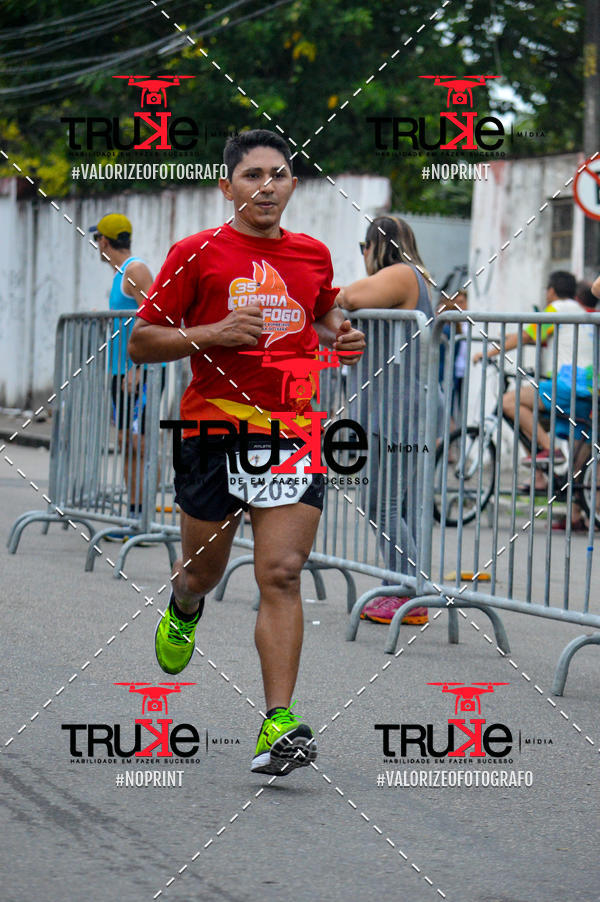 Buy your photos of the eventCorrida do Fogo on Fotop