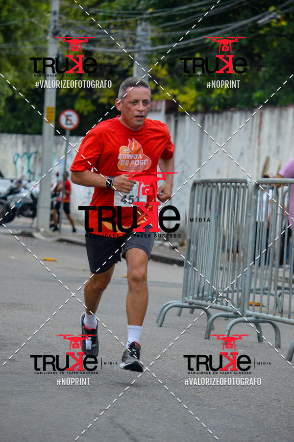 Buy your photos of the eventCorrida do Fogo on Fotop