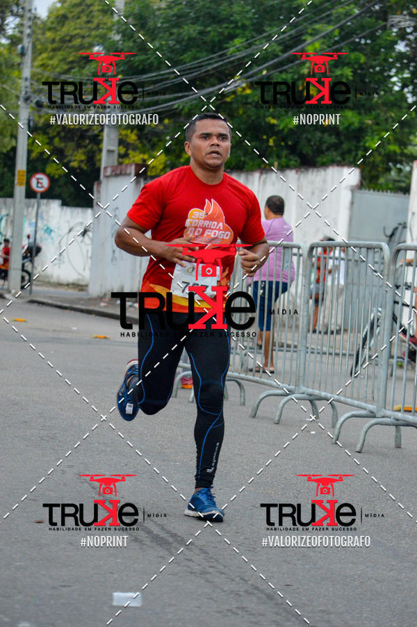 Buy your photos of the eventCorrida do Fogo on Fotop