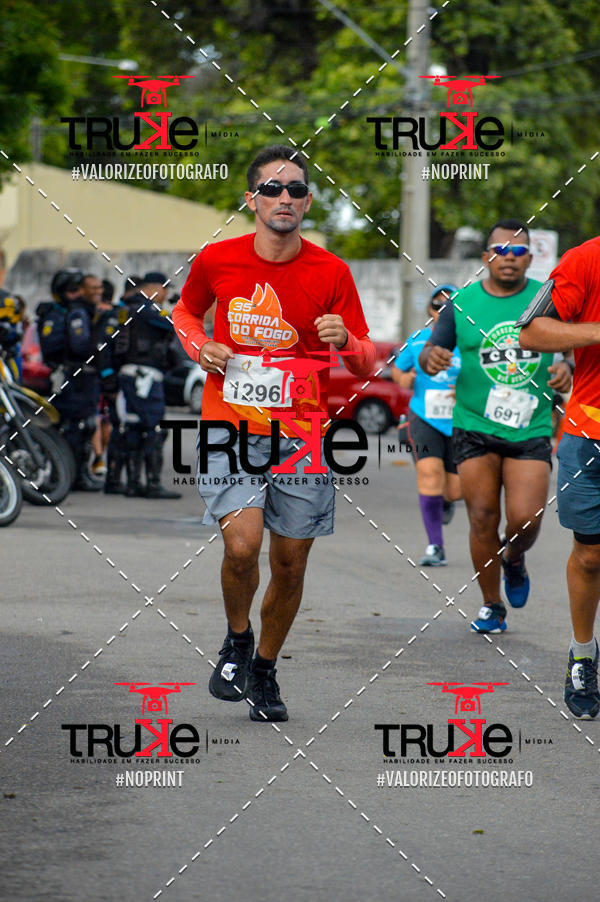 Buy your photos of the eventCorrida do Fogo on Fotop