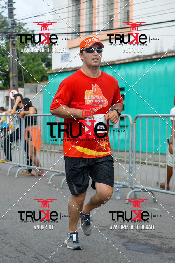 Buy your photos of the eventCorrida do Fogo on Fotop