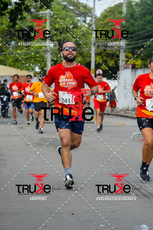 Buy your photos of the eventCorrida do Fogo on Fotop