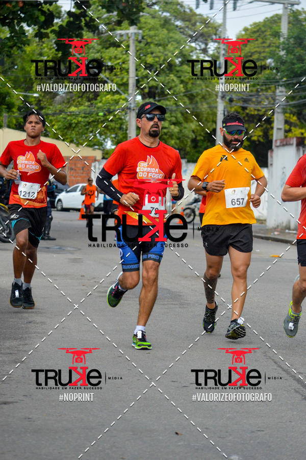 Buy your photos of the eventCorrida do Fogo on Fotop