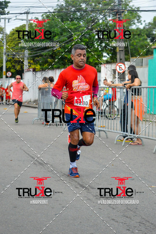 Buy your photos of the eventCorrida do Fogo on Fotop