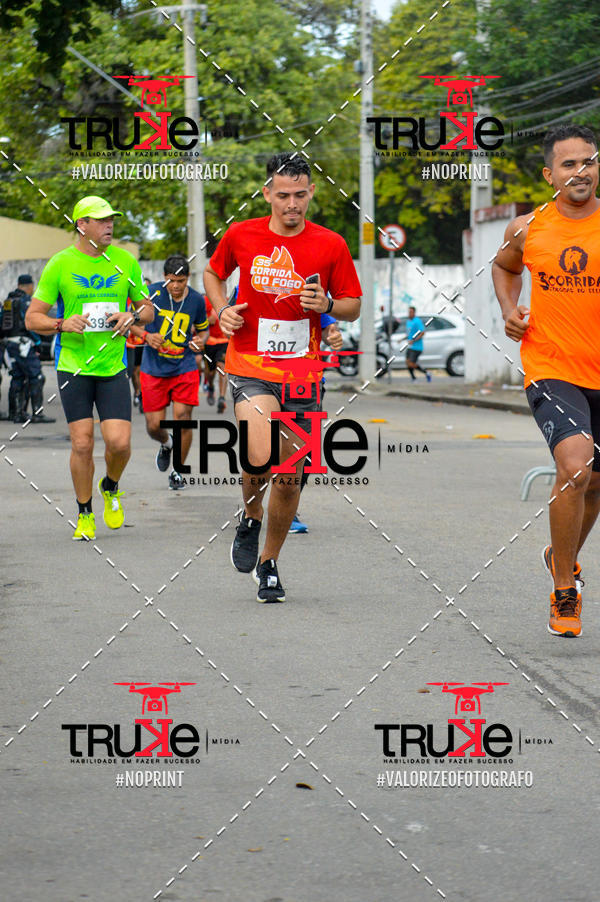 Buy your photos of the eventCorrida do Fogo on Fotop