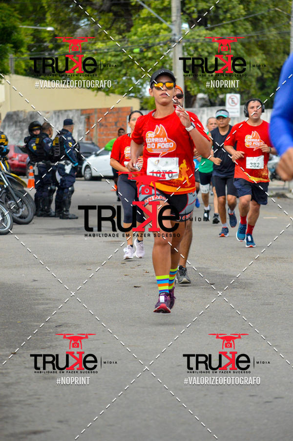 Buy your photos of the eventCorrida do Fogo on Fotop
