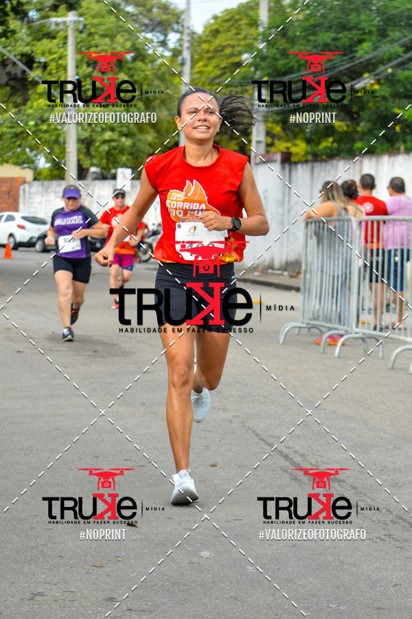 Buy your photos of the eventCorrida do Fogo on Fotop