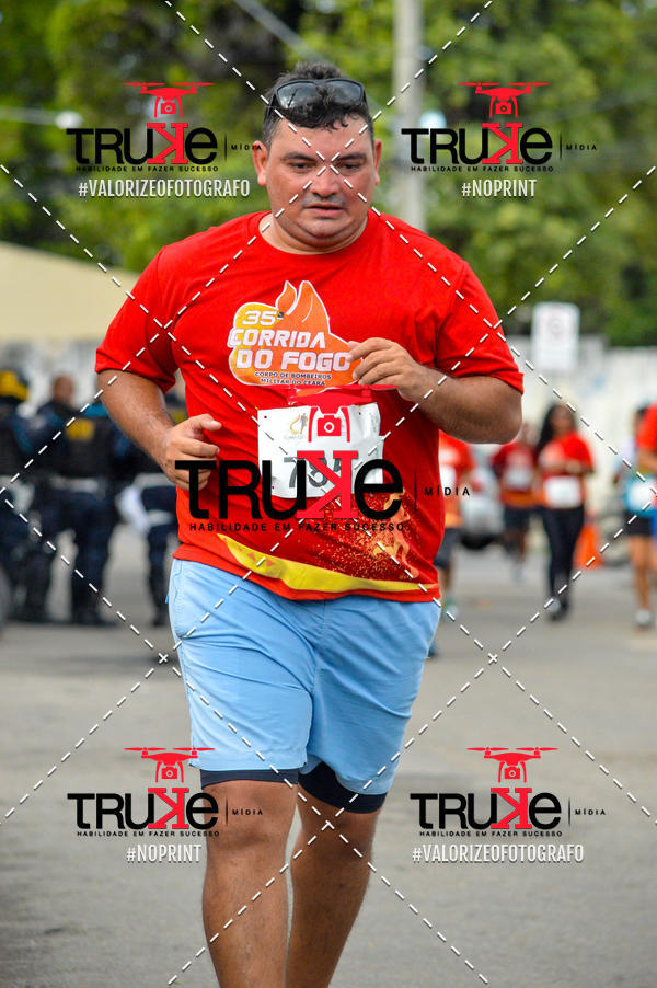 Buy your photos of the eventCorrida do Fogo on Fotop