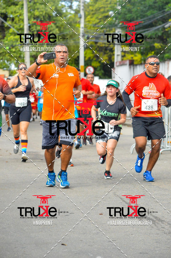 Buy your photos of the eventCorrida do Fogo on Fotop