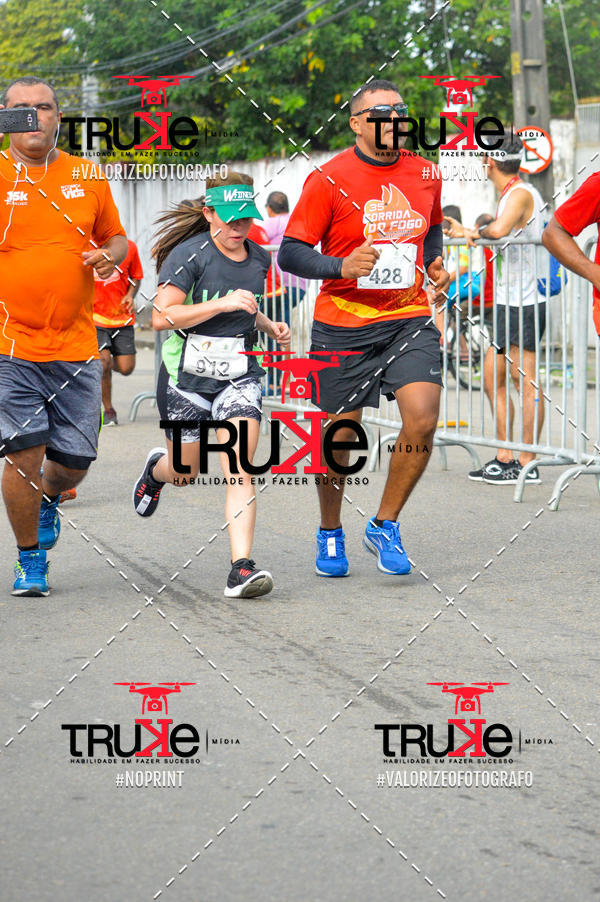 Buy your photos of the eventCorrida do Fogo on Fotop