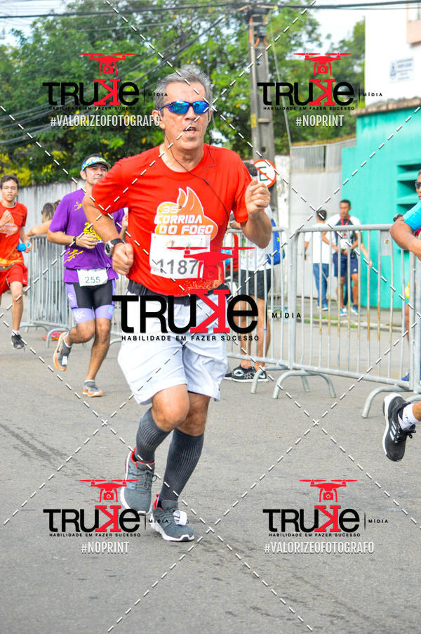 Buy your photos of the eventCorrida do Fogo on Fotop