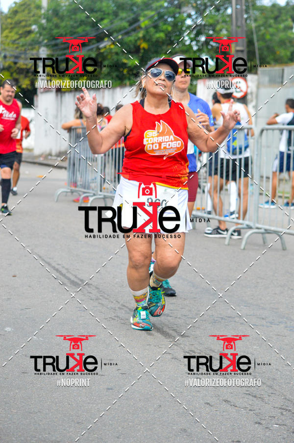 Buy your photos of the eventCorrida do Fogo on Fotop