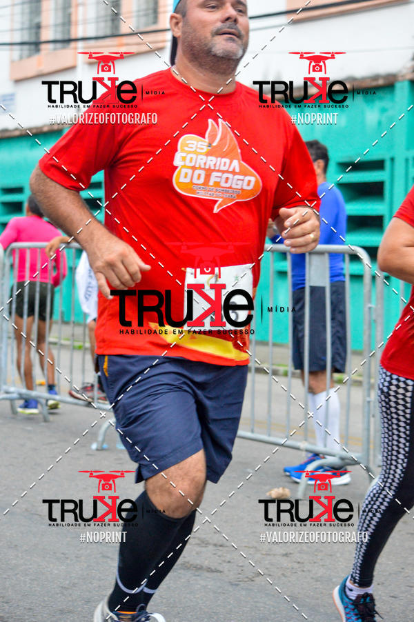 Buy your photos of the eventCorrida do Fogo on Fotop