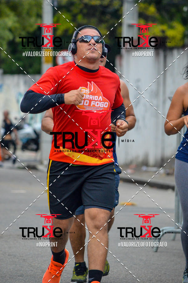 Buy your photos of the eventCorrida do Fogo on Fotop