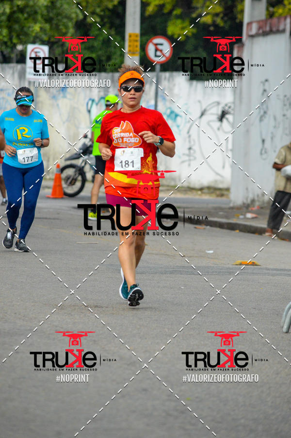 Buy your photos of the eventCorrida do Fogo on Fotop