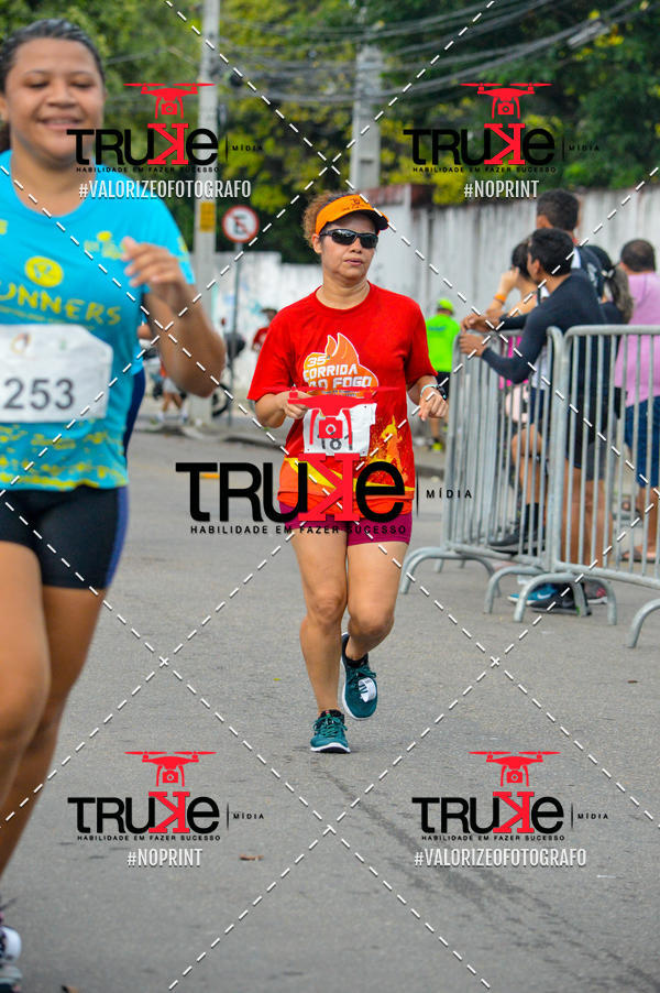 Buy your photos of the eventCorrida do Fogo on Fotop