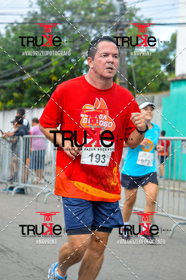 Buy your photos of the eventCorrida do Fogo on Fotop