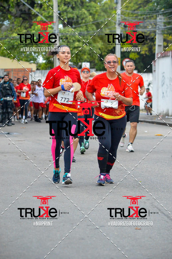 Buy your photos of the eventCorrida do Fogo on Fotop